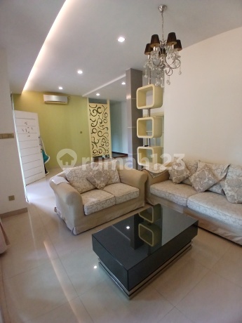 Dijual Cepat! Rumah 2 Lantai di Perumahan Coastarica Residence Batam Centre Full Furnished