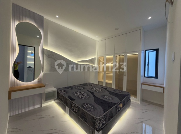 Dijual Rumah Oriana Full Renov dan Full Furnished Dijual Rumah Oriana Full Renov dan Full Furnished