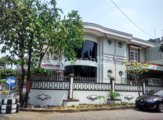 Jl Siwalankerto Permai, Near Petra University, South Surabaya Jl Siwalankerto Permai, Near Petra University, South Surabaya