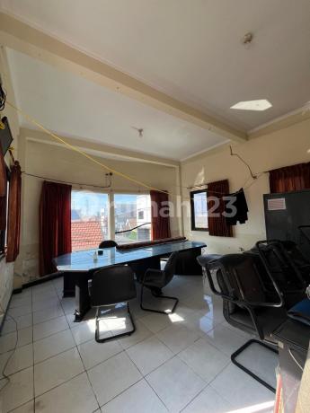 RUMAH KOMERSIAL MURAH 3 LANTAI DI VETERAN GRESIK KOTA RUMAH KOMERSIAL MURAH 3 LANTAI DI VETERAN GRESIK KOTA