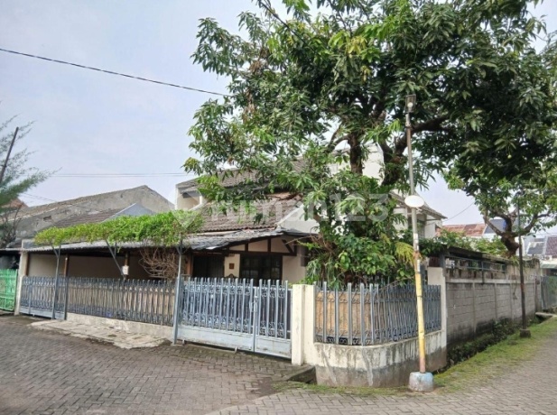 Dijual Rumah Hoek, Cimone Permai, Tangerang