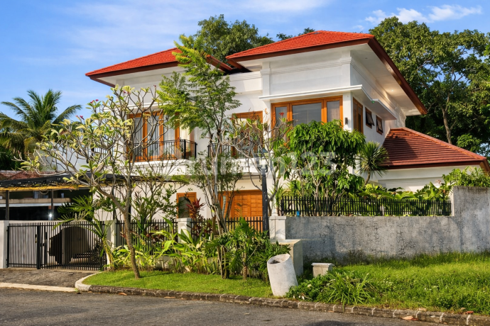 Golf Estate Bogor Raya Premium Area Near Toll Road Golf Estate Bogor Raya Premium Area Near Toll Road