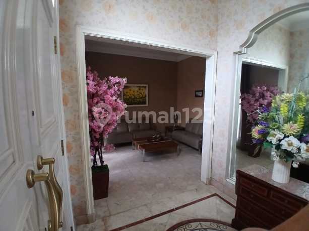 Dijual Cepat - Rumah Mewah Fontainebleau Golf Residence, BSD