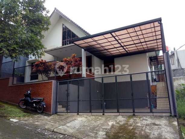 For Sale Beautiful House in Dago Complex Kampung Padi
