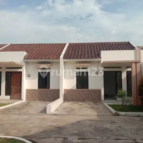 Rumah Satu Lantai Lokasi di Pancoran Mas Dekat dengan Stasiun Kereta Api,Dan Exit Pintu Tol Rumah Satu Lantai Lokasi di Pancoran Mas Dekat dengan Stasiun Kereta Api,Dan Exit Pintu Tol