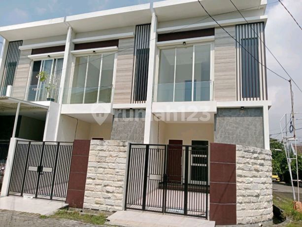Dijual Rumah Baru Gress 2 Lantai . Sutorejo Timur 