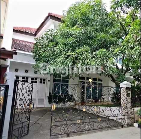 Rumah 2 Lanta di Tengah Kota Bogor Selangkah ke Jalan Pajajaran Bogor