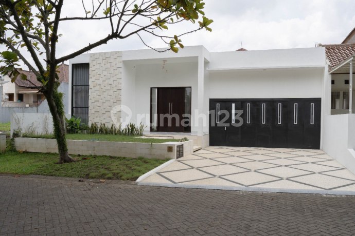 Rumah Aesthetic Di Kawasan Elit Riverside Dekat Exit Tol Rumah Aesthetic Di Kawasan Elit Riverside Dekat Exit Tol