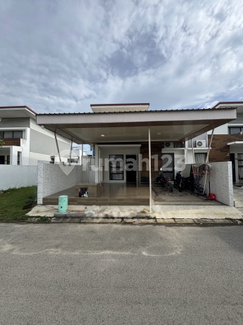 Dijual Cepat Rumah Hook Tengah central Raya Tiban :fire:harga 900 Juta Nego 