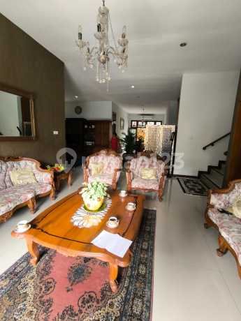 Jual rumah bagus di Warung Buncit, Jakarta Selatan