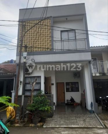 Rumah Cluster Di Graha Raya Bebas Banjir Tangerang Selatan 
