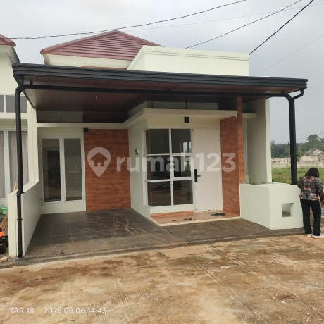 Ada Rumah 1 Lantai Nyaman Strategis Dekat Universitas