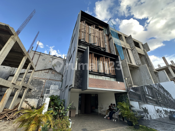 Brand New Rumah Baru 4 Lantai di Gatot Subroto Kuningan Jakarta