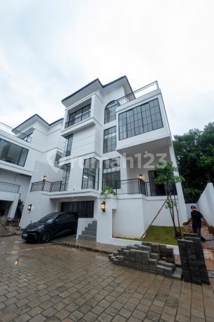 Rumah Siaphuni 3 Lantai di Jagakarsajakartaselatan Dekat Tol KRL Rumah Siaphuni 3 Lantai di Jagakarsajakartaselatan Dekat Tol KRL