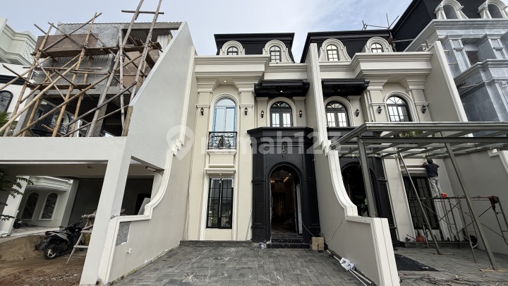 Brand New House, Dekat Tol Andara Jagakarsa, Jakarta Selatan
