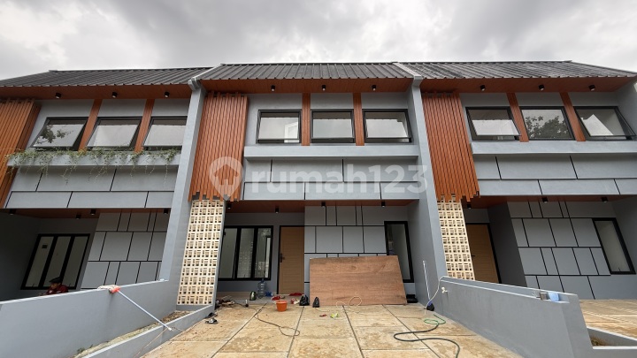 Rumah Mewah Siap Huni Modern Japanese Termurah di Cinere Depok Rumah Mewah Siap Huni Modern Japanese Termurah di Cinere Depok