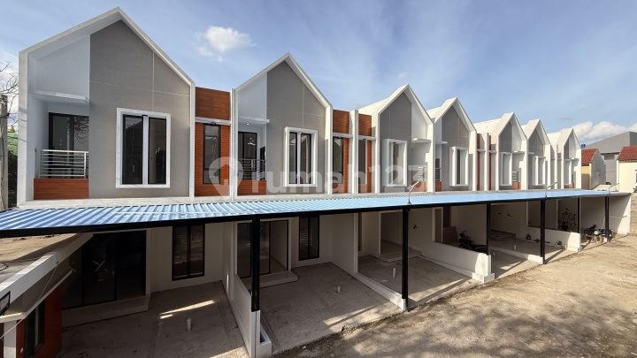 Rumah Baru Mewah Murah Dekat Tol Desari - Rangkapan Jaya Depok 1m