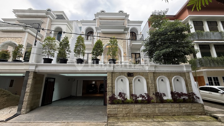 Rumah Mewah Murah Di Cilandak Jakarta Selatan Private Lift Pool Rumah Mewah Murah Di Cilandak Jakarta Selatan Private Lift Pool