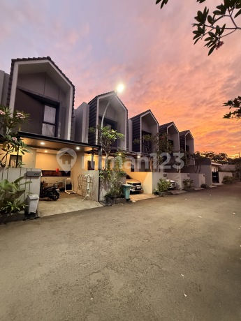 Rumah Baru Siaphuni Di Serpong Tanah Luas Harga Murah Free Biaya Rumah Baru Siaphuni Di Serpong Tanah Luas Harga Murah Free Biaya