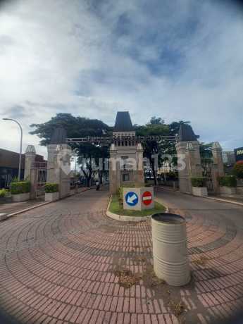 Strategic House For Sale Quick (Negotiable)