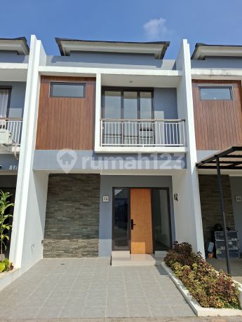 Rumah 2 LT Siap Huni Lokasi Nempel BSD dan Akses Tol Pamulang Rumah 2 LT Siap Huni Lokasi Nempel BSD dan Akses Tol Pamulang