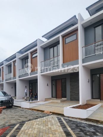 Rumah 2 LT dengan 3 Kamar Tidur Lokasi Dekat BSD Rumah 2 LT dengan 3 Kamar Tidur Lokasi Dekat BSD