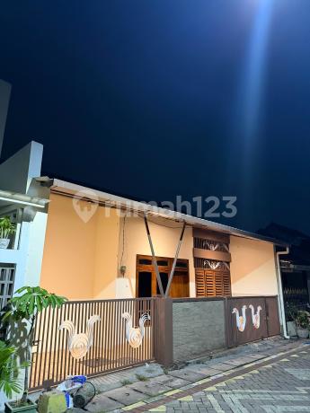 Dijual Rumah Full Renovasi Selangkah Menuju Raya Kenjeran