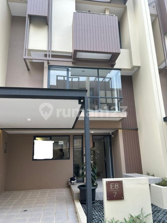 Dijual Rumah Kawasan Tabebuya Bsd Dijual dengan Kondisi Full Furnish
