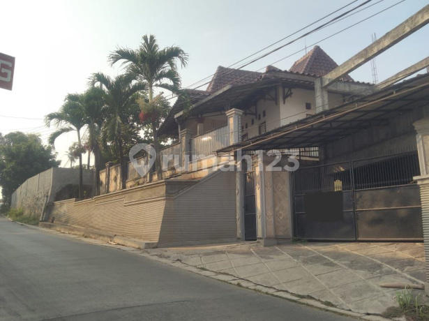 Very Cheap! For Sale Spacious House - Cimanggis, Depok