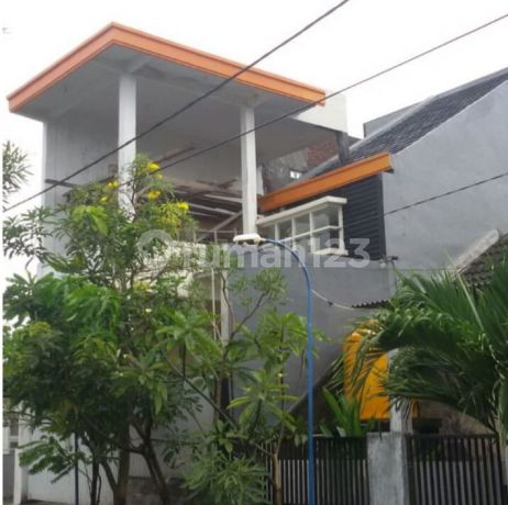 Rumah 2 Lantai Jaya Regency Sedati, Harga Menarik