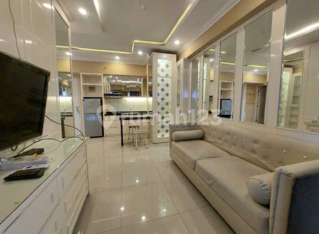 Sewa / Jual Apartemen Tanglin 2Br Luas 60M² Design Bagus Sewa / Jual Apartemen Tanglin 2Br Luas 60M² Design Bagus