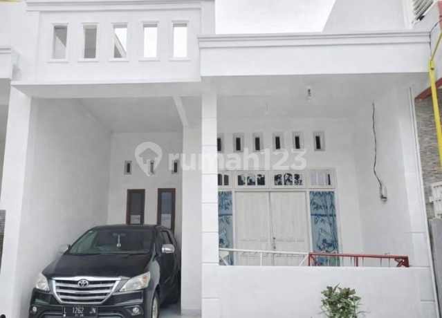 Dijual - Rumah 1.5 Lantai Strategis di Area Sidoarjo Kota Dijual - Rumah 1.5 Lantai Strategis di Area Sidoarjo Kota