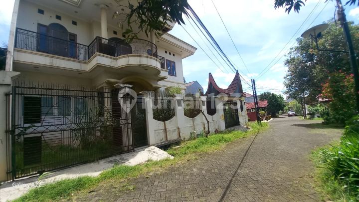 Dijual Rumah Mewah, Sangat Murah Di Perumahan Bukit Rivaria, Sawangan. Asri Di Cluster Security 24 Jam