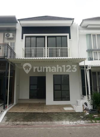 New Ready-to-Occupy House in Zimbali Costa, Pakuwon City, Surabaya
