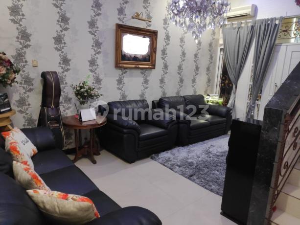 Dijual Cepat Griya Cendana Town House, Pekayon - Kota Bekasi
