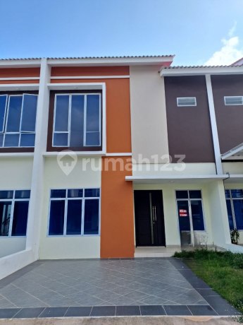 Disewakan Rumah 2 Lantai di Golden City Residence 2 Bengkong Disewakan Rumah 2 Lantai di Golden City Residence 2 Bengkong