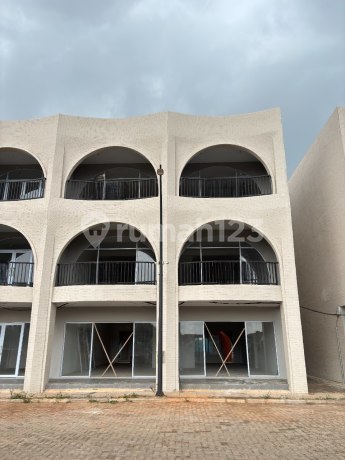 2 Unit Ruko Gandeng di Pantai Indah Mutiara Bengkong