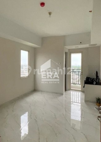 Apartemen Green Lake View Depok - Hoek, Lantai Tinggi, View Danau & Water Park