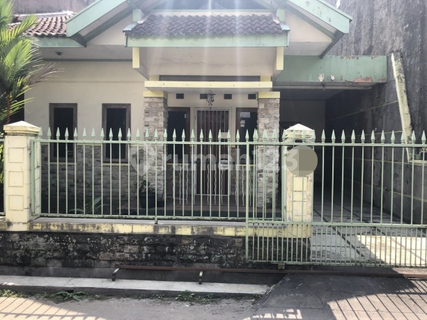 For Sale Cheap Stone Mas Batununggal Bandung House For Sale Cheap Stone Mas Batununggal Bandung House