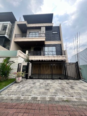 Dijual Rumah Mewah 2 Lantai Ada Swimming Pool di North Emerald Mansion Citraland Surabaya Barat Dijual Rumah Mewah 2 Lantai Ada Swimming Pool di North Emerald Mansion Citraland Surabaya Barat