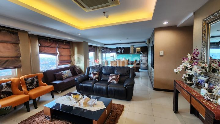 apartmen penthouse di Solo Paragon 3 kamar full furnished