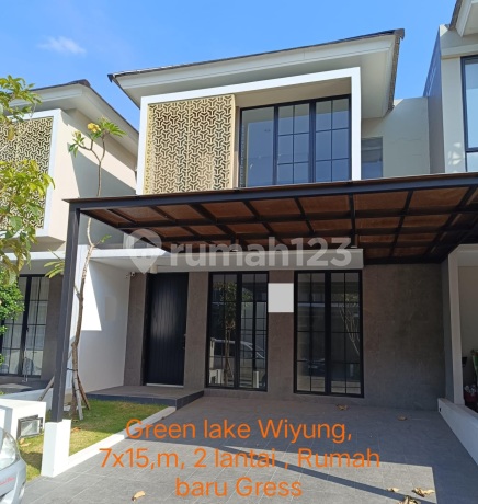 Jual Rumah 2 Lantai Greenlake Citraland Surabaya Barat