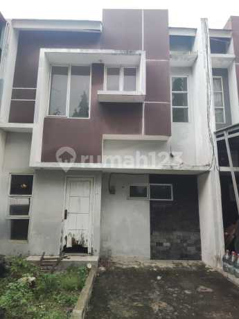 Dijual Rumah di Cluster Green Village, Perwira, Bekasi Barat