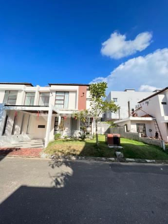 For Sale House Hook Grand Orchid Batam Centre