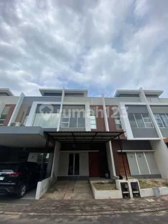 For Sale 2-Story House in De Diamond Residence For Sale 2-Story House in De Diamond Residence