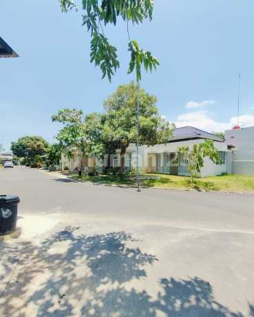 For Sale Royal Grande Hook House Ready to Occupy