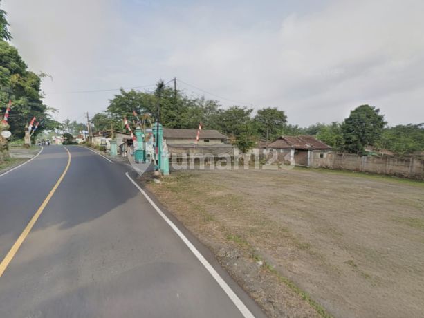 Yogyakarta Land Near UII Campus and Klotok Coffee Jogja, Ready to Build with SHM Garden Land Certificate