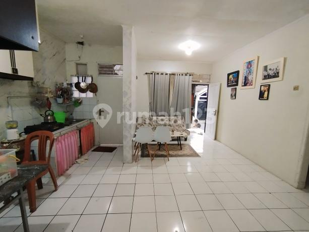 Fully Furnished Renovated House in Cipageran Asri Complex, Cimahi Fully Furnished Renovated House in Cipageran Asri Complex, Cimahi
