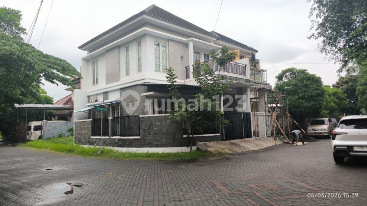 Rumah Elit di Perumahan Galaxy Bumi Permai Araya 2, Surabaya Rumah Elit di Perumahan Galaxy Bumi Permai Araya 2, Surabaya