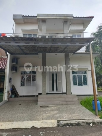 Boarding House in Karawaci Near Campus & Karawaci Mall Boarding House in Karawaci Near Campus & Karawaci Mall